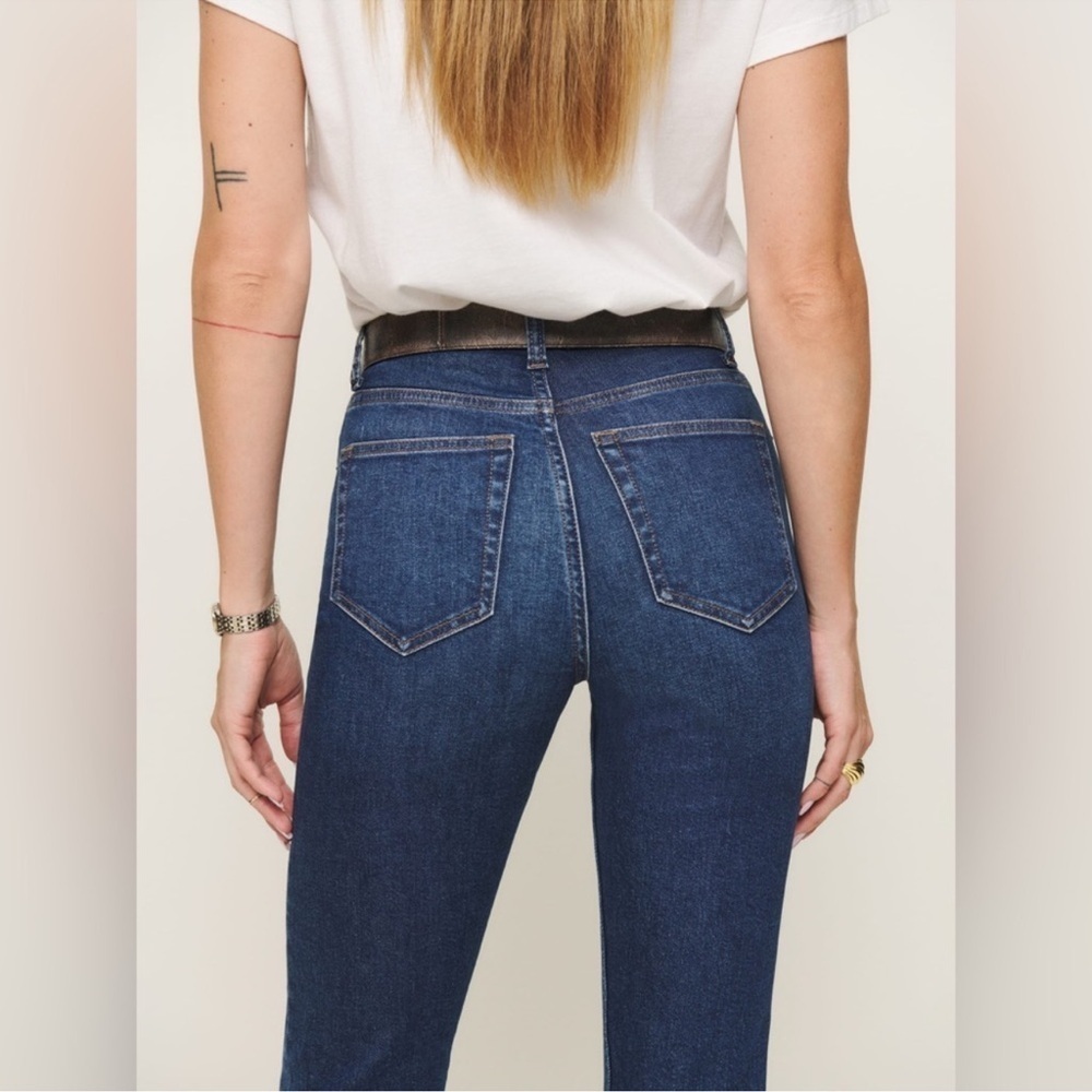 Reformation Ezra Super Stretch High Rise
Straight Jeans Size 25 - Picture 3 of 7